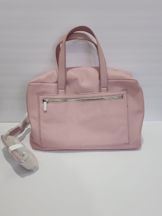 Away Handbags - Away The Everywhere Weekender Bag (NWOT)